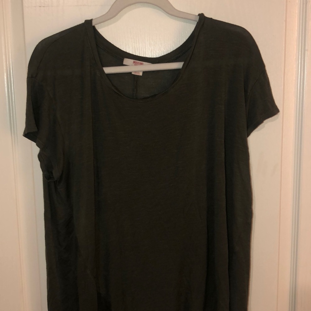 hunter green loose t shirt